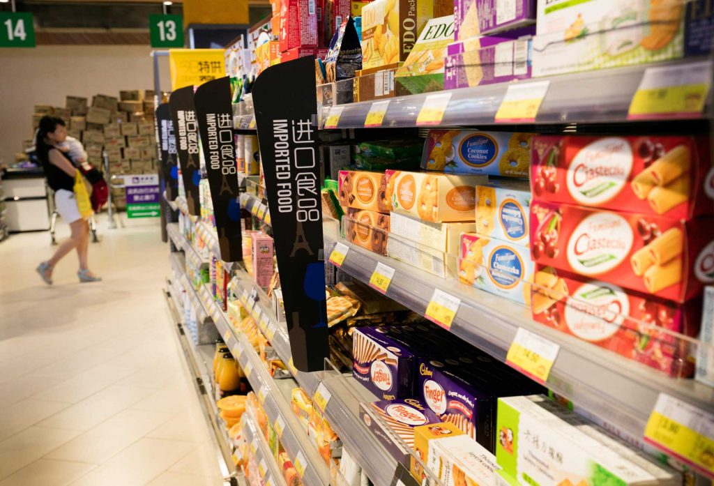 Chinese distributors: shop distribution